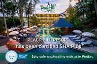 Kolam Renang Peach Hill Resort & Spa