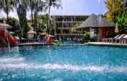 Kolam Renang 4 Peach Hill Resort & Spa