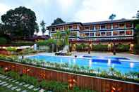 Swimming Pool Hotel Tropika