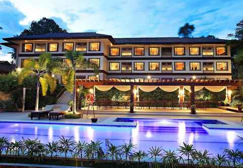 Bangunan Hotel Tropika