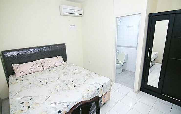 Clean Room Near Monas (SPR) Jakarta - Standard w. Queen Bed (MAX CHECK IN 21.00) Standard w. Queen Bed (MAX CHECK IN 21.00)