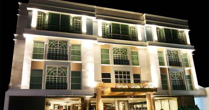Exterior Crown Regency Hotel Makati