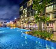 Swimming Pool 2 PLAAI Prime Hotel Rayong SHA Extra Plus