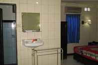 Toilet Kamar Hotel Lambung