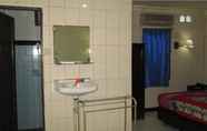 Toilet Kamar 5 Hotel Lambung