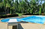 Kolam Renang 6 Cha-am Fishing Inn and Resort