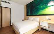 Kamar Tidur 7 King Stone Hotel Cibubur