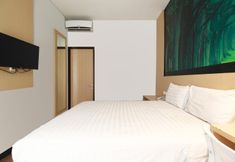 Bedroom 6 King Stone Hotel Cibubur