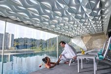 Swimming Pool Grand Ion Delemen Hotel