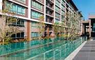 Kolam Renang 2 First Choice Suites