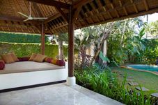 Exterior Jimbaran Bay Villas