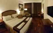 Bedroom 2 Hotel Supreme Convention Plaza