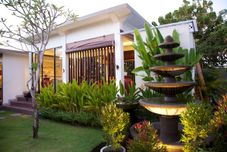 Exterior Muaya Villa