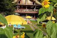 Bangunan Eden Meadows Vacation Home