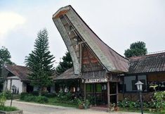Luar Bangunan 6 OYO 91073 Rantepao Lodge Near Patung Tedong Bonga