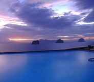 Swimming Pool 5 Koh Ngai Cliff Beach Resort