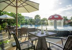 สระว่ายน้ำ 6 Golden Beach Cha Am