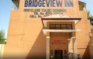 Bangunan 5 Bridgeview Inn