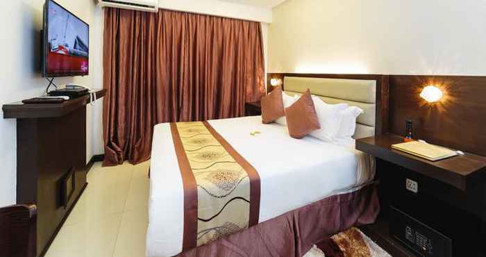 Kamar Tidur Regency Grand Suites 