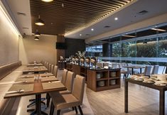 Restaurant 7 Grand Whiz Poins Simatupang Jakarta