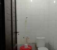 Toilet Kamar 3 Hotel Manau