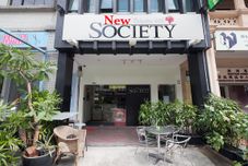 外観 New Society Backpackers Hostel