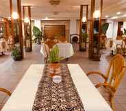 Restaurant 7 Telang Usan Hotel