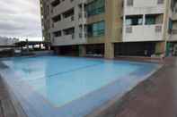 Kolam Renang MCH Suites at Robinsons Place Residences