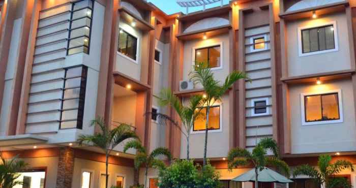 Bangunan Casanas Suites