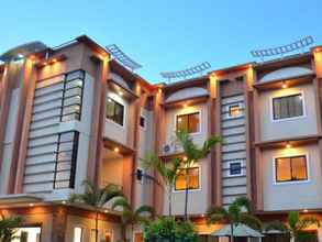 Bangunan 4 Casanas Suites