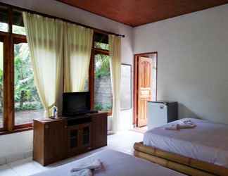 Kamar Tidur 2 Air Sanih Homestay