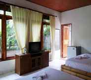 Bedroom 2 Air Sanih Homestay