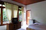 Bedroom Air Sanih Homestay