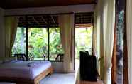 Kamar Tidur 5 Air Sanih Homestay