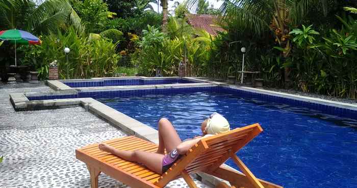 Swimming Pool Air Sanih Homestay