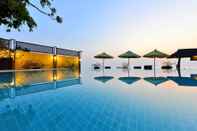 Swimming Pool Supatra Hua Hin Resort