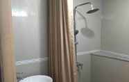 Toilet Kamar 7 Guesthouse 999