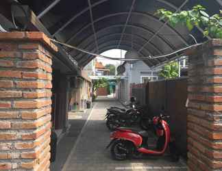 Luar Bangunan 2 Guesthouse 999