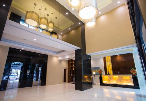Lobby Infinity Tower Suites