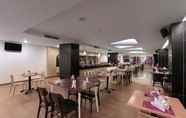 ร้านอาหาร 3 Yusra Inn Hotel Bekasi