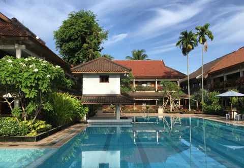 Swimming Pool Pantai Indah Resort Hotel Barat Pangandaran