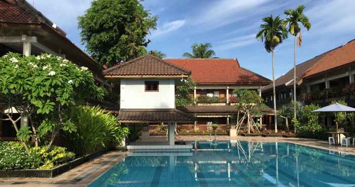 Kolam Renang Pantai Indah Resort Hotel Barat Pangandaran