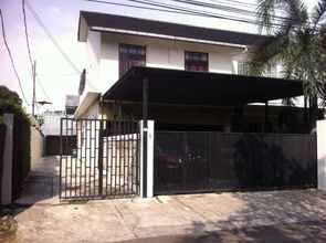 ภายนอกอาคาร 4 Spacious Room Near Kemang (PLT)