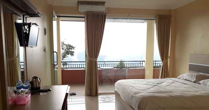 Kamar Tidur CRA Hotel & Resto Wonosobo