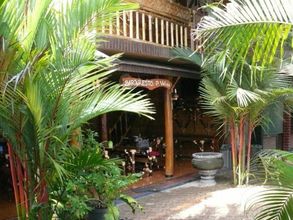 外部的 4 Pondok Wulan Guest House