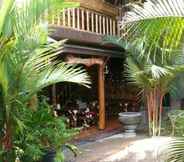 Exterior 5 Pondok Wulan Guest House