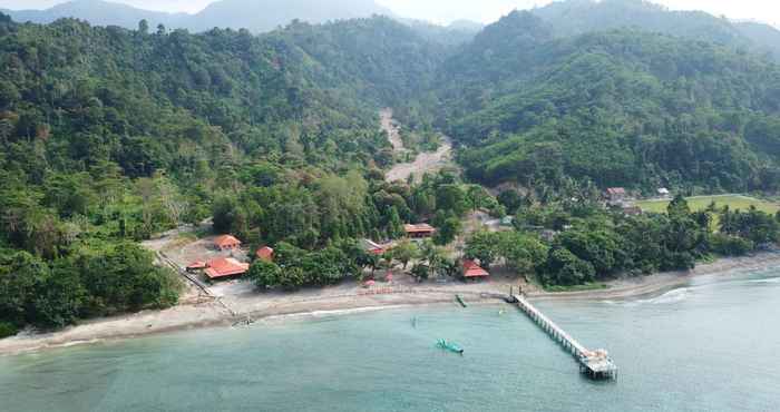 Nearby View and Attractions  Villa Dio Teluk Kiluan