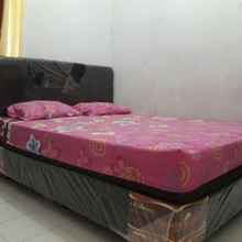 Kamar Tidur 4 Roy Guest House