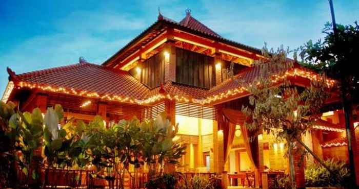Bangunan Nyiur Resort Hotel Pangandaran