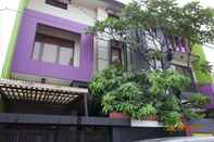 ภายนอกอาคาร Spacious Room in Kebayoran Baru for Female (GRT)